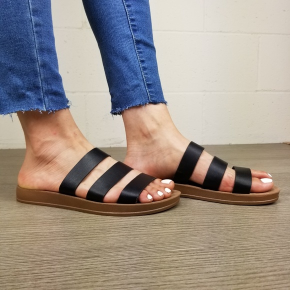 Faux Leather Sandals Flexible Soles for Comfort - Picture 7 of 8